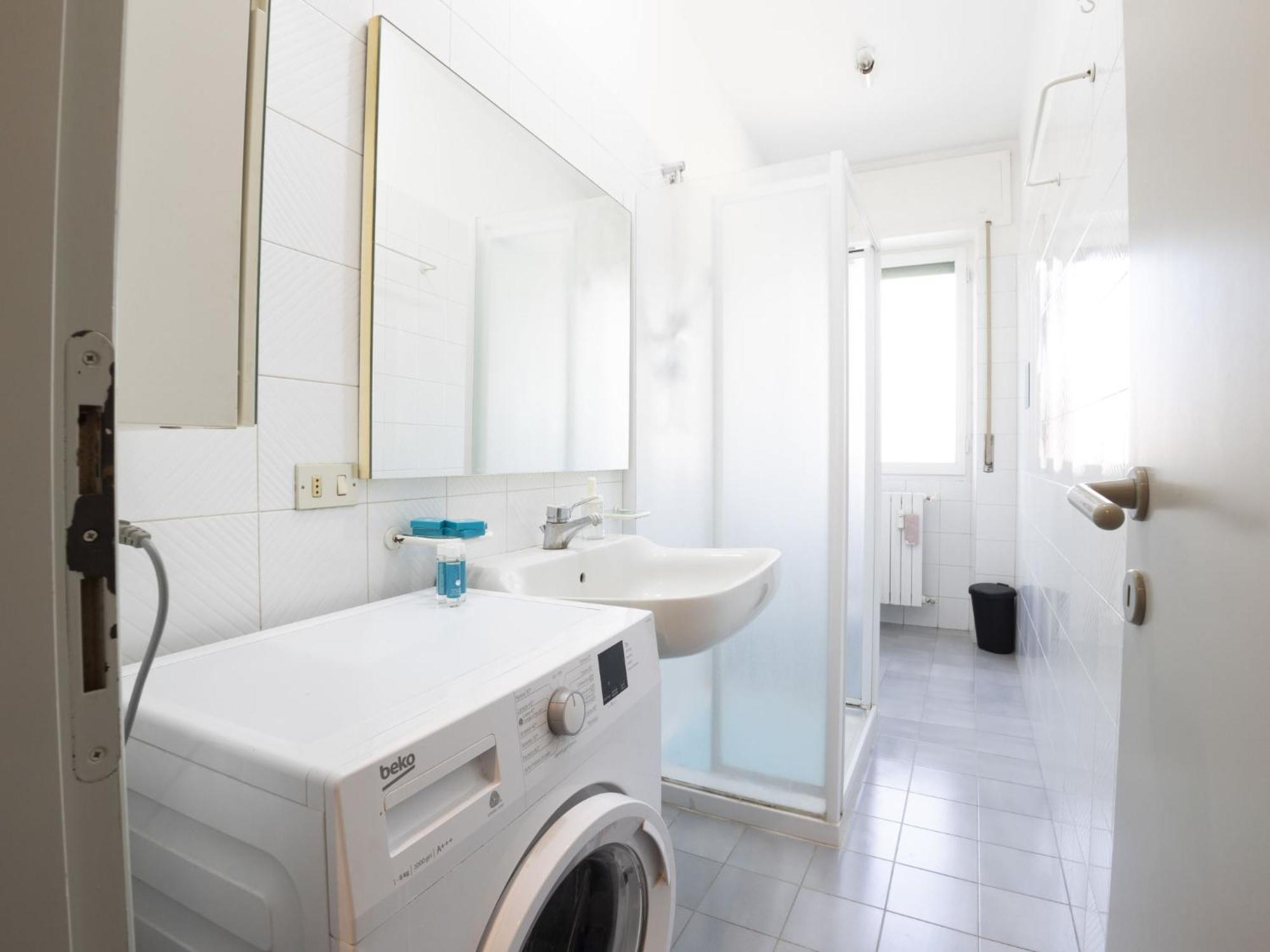 Bausan Flat By Interhome * Milan